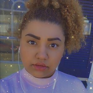 Meet your Posher, Jessica